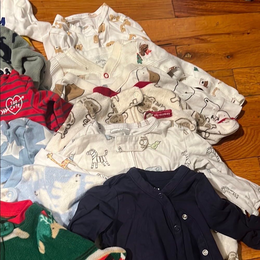 Carter's Newborn pj sets bundle